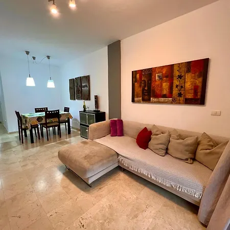 Balandros Apartment *